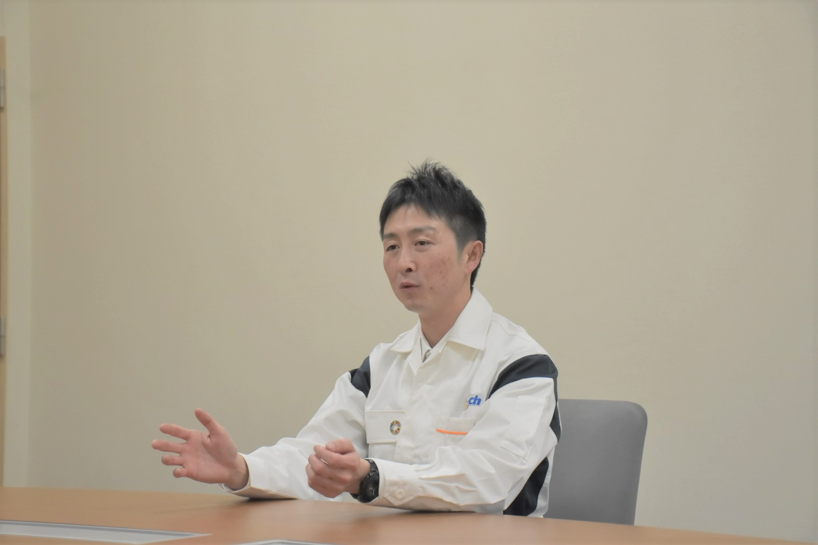 インタビューの様子